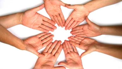 palme rosii umflate transpirate umede tremurat