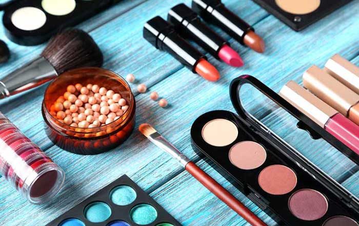 Alergii la produse cosmetice